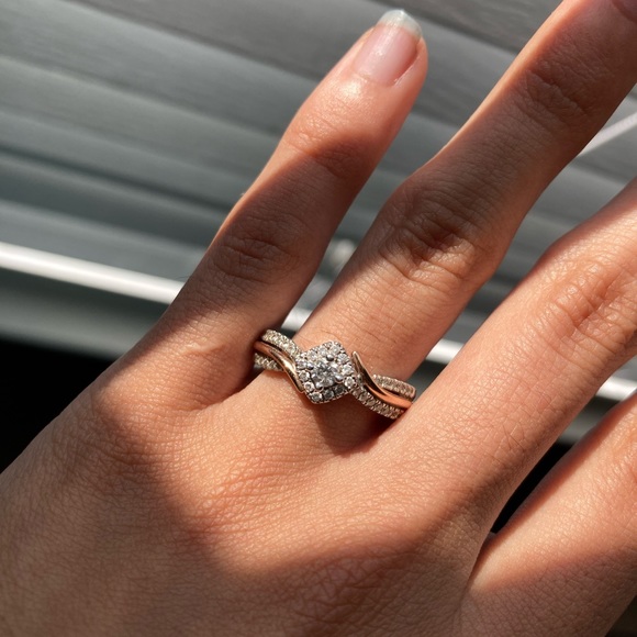 BRAND NEW KAY JEWELERS DIAMOND ENGAGEMENT RING - Picture 4 of 6